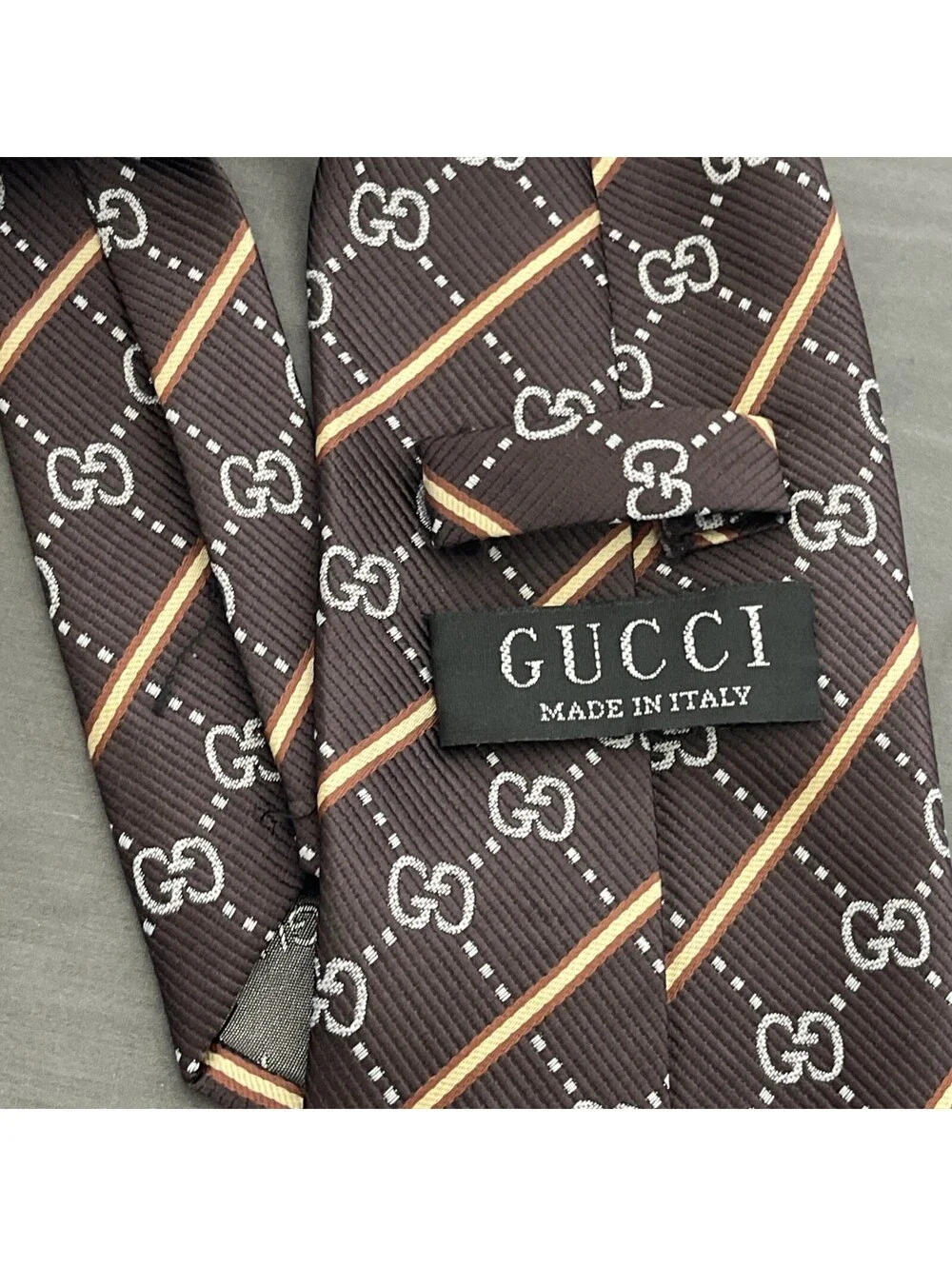 Vintage Silk Handmade Gucci Mens Neck Tie Saddle Brown Gold With Logo
